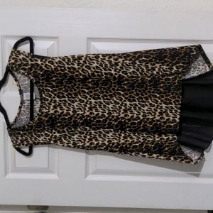 Cleo Apparel Women's Cheetah Print Sleeveless Top. Size XL